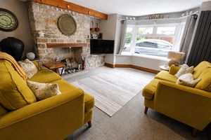 Living Room- click for photo gallery